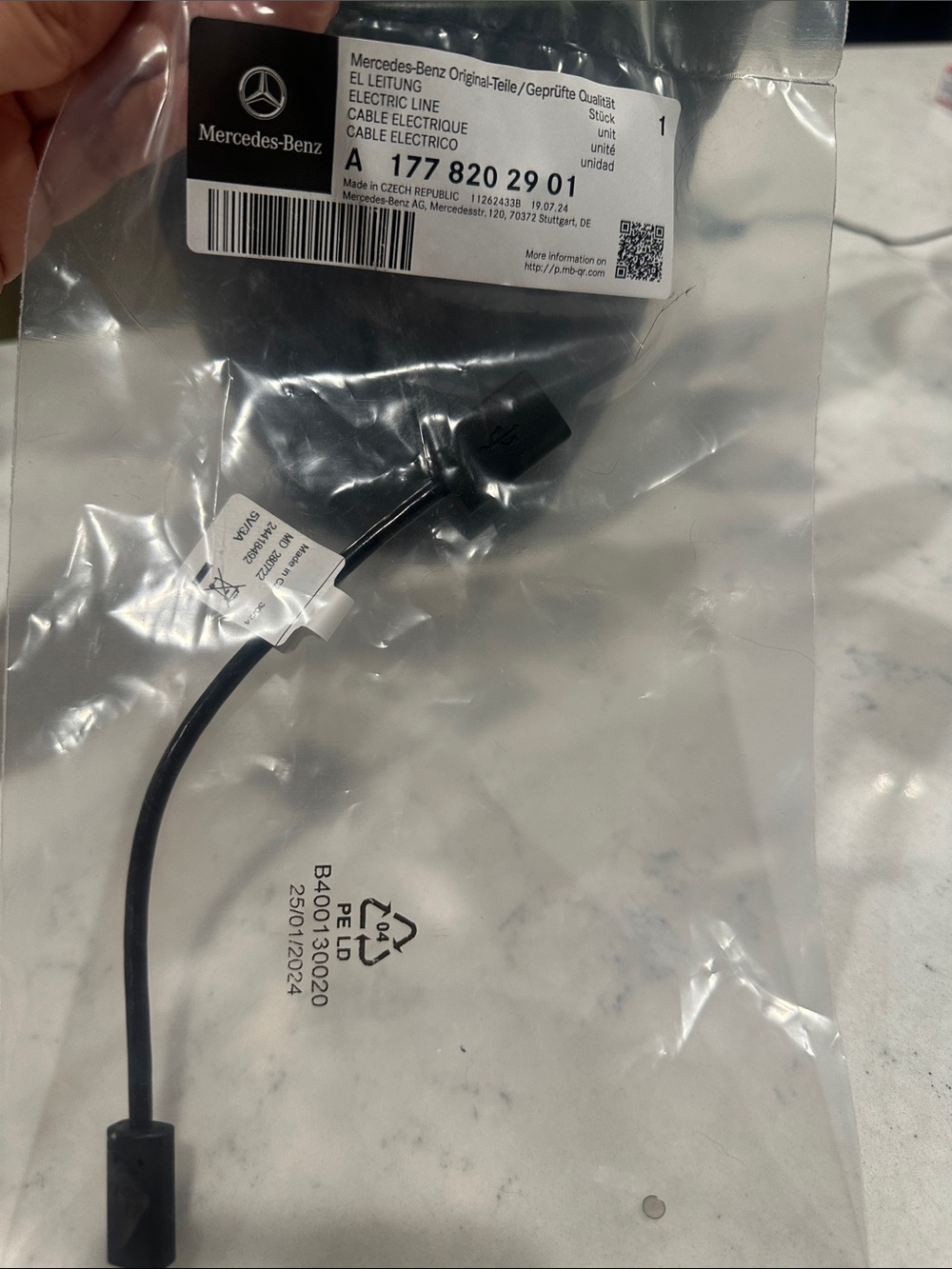 Mercedes-Benz Electric Cable A 177 820 29 01 - Black Cable